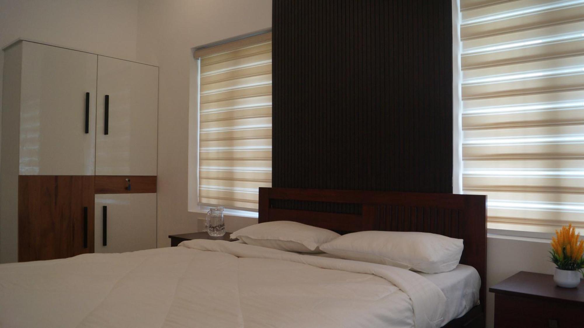 Blue Lake Villa Kollam Ngoại thất bức ảnh
